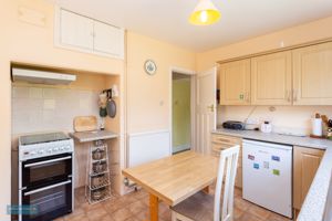 Kitchen- click for photo gallery